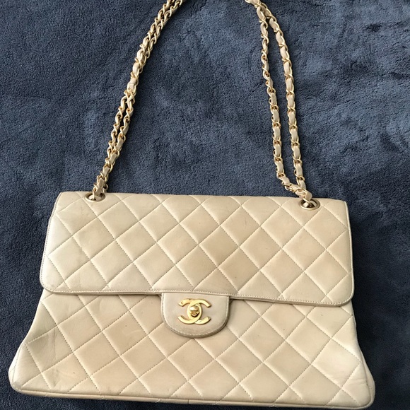 Handbags - Classic Vintage Coco Chanel autentic  💕❤️